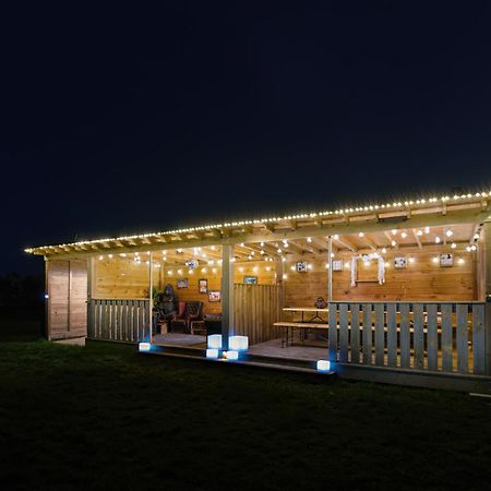 Lincoln Yurts Hotel ภายนอก รูปภาพ