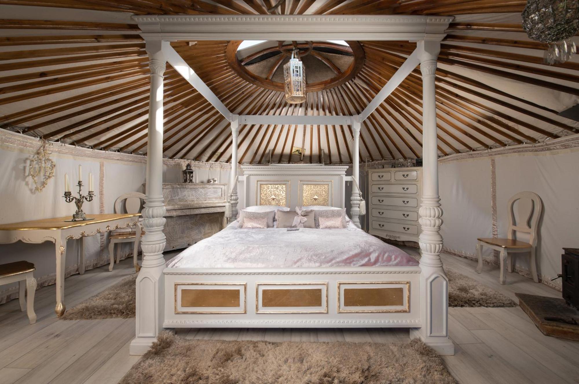 Lincoln Yurts Hotel ภายนอก รูปภาพ